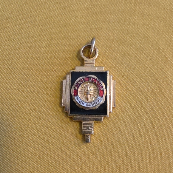 Source Unknown Jewelry - Pine Bluff High School Vintage Charm Pendant in Black and Gold Tone (Unmarked)